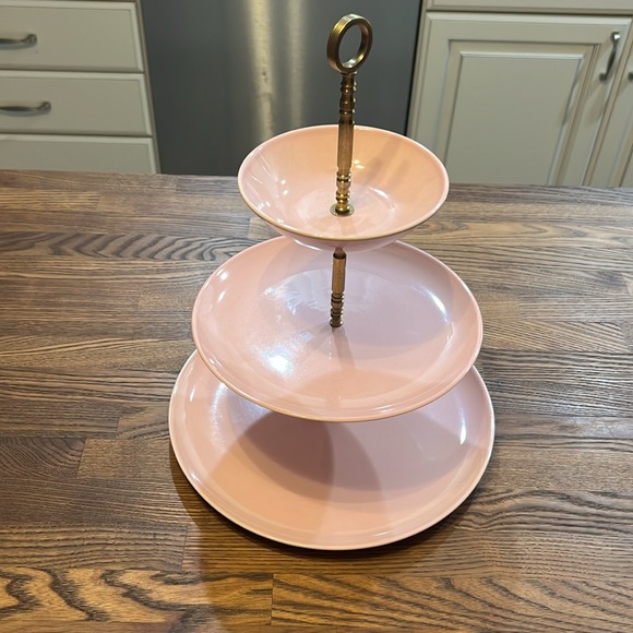 Vintage Elegant Pink 3-Tier Serving Tray with brass - Picture 2 of 6